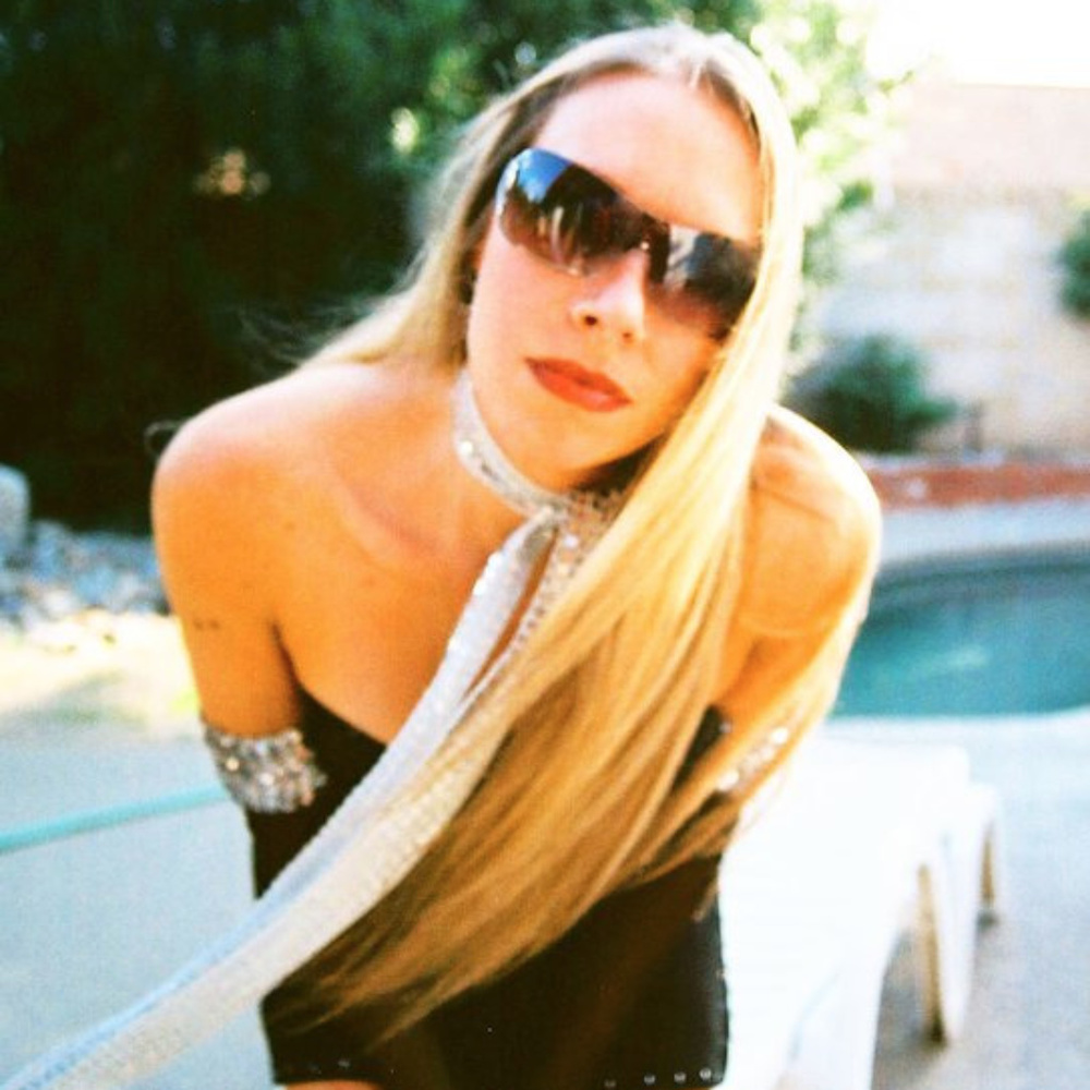 Meet your Posher, Brenda